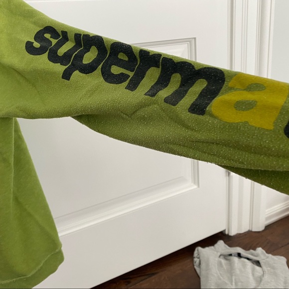 Free city zip up hoodie in size small - Picture 5 of 5